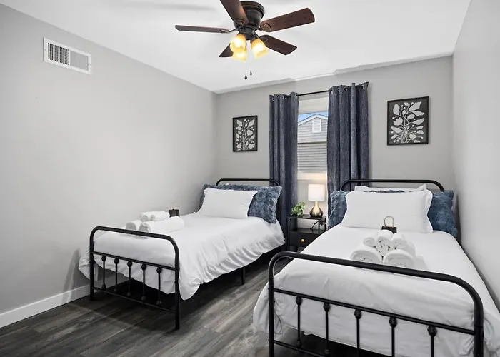 Relaxing 3bd In Holiday home *
